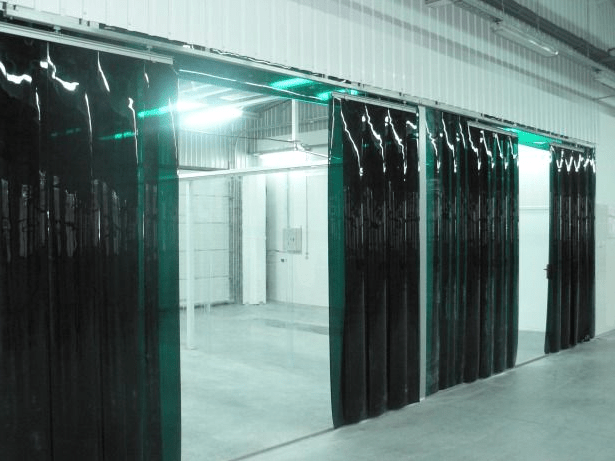 Завеса полосовая ПВХ , сварочная штора зеленая